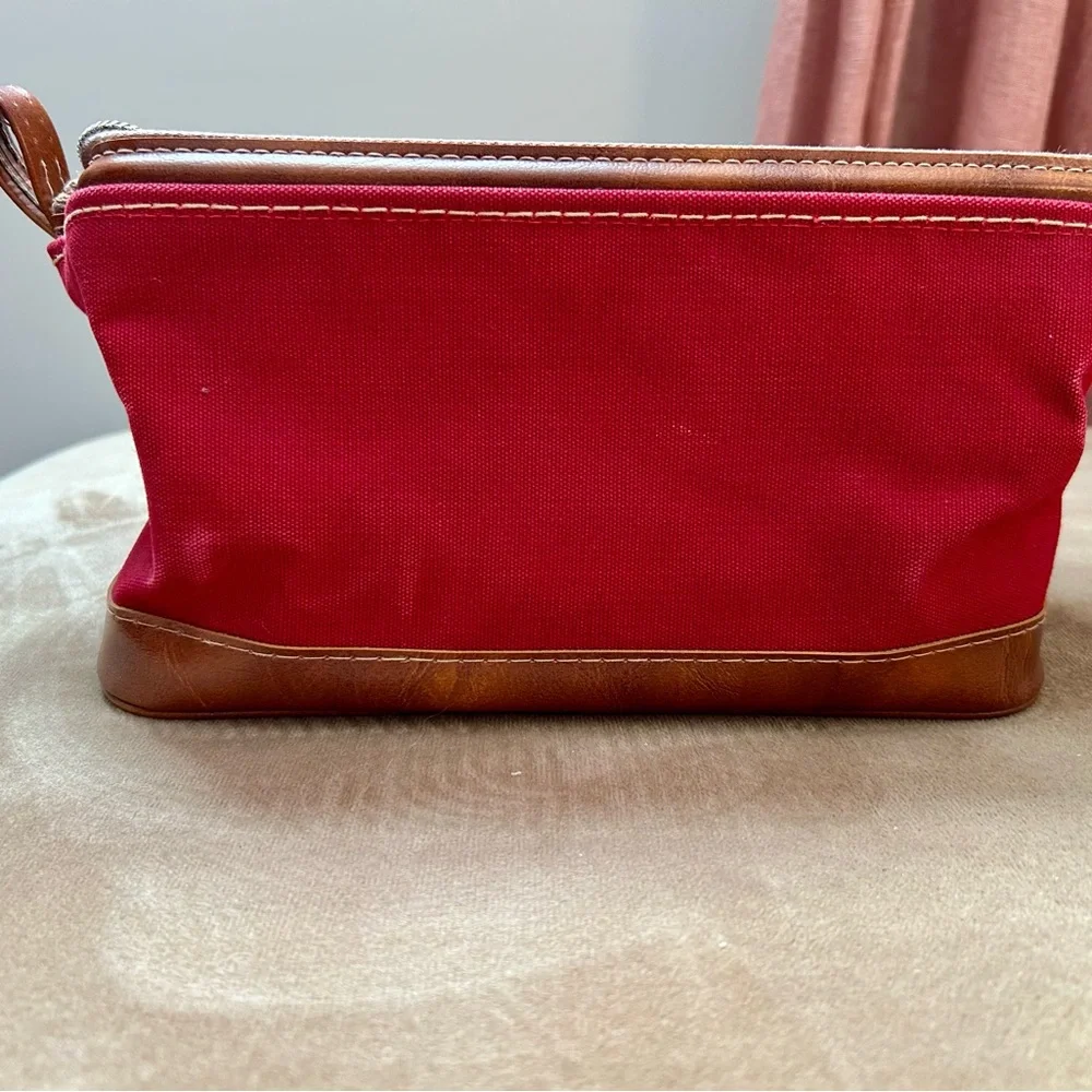Vintage 1970s Lacoste Red and Tan Toiletry Bag - Picture 2 of 6